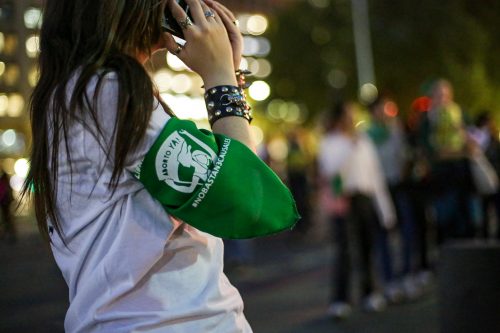 Proyecto de ley de aborto inicia tramitación en la Cámara sin urgencia: pasará por tres comisiones