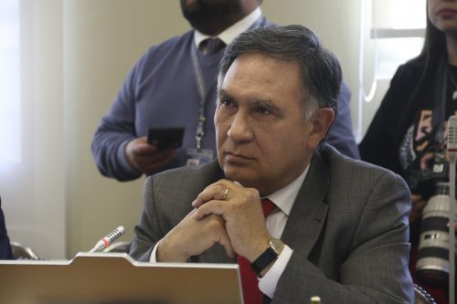 Diputado Mellado acusó “personalismo” del Presidente Boric en política exterior y calificó de testimonial su proyecto indígena