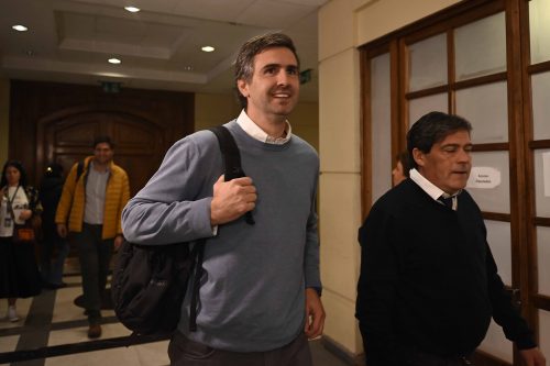 Jefe de campaña de Matthei minimiza poder del carisma de Jara y señala que tendrá que responder por cifras de desempleo