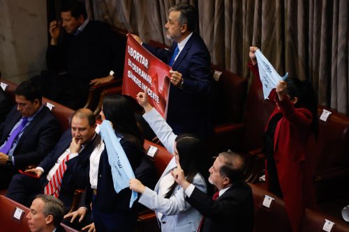 Kaiser abandona la Cuenta Pública tras anuncio de Presidente Boric sobre proyecto de aborto legal
