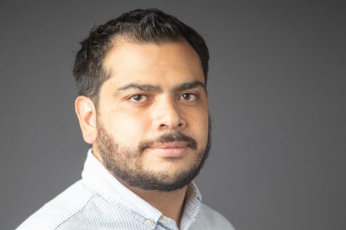 Economista UDP estima que el Estado podría ahorrar US$1.400 millones si el ausentismo público se igualara al privado