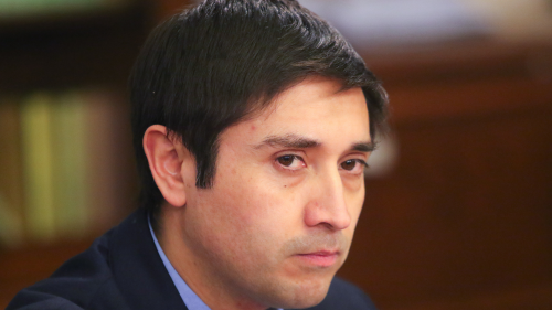 CDE interpone querella criminal contra el diputado Miguel Calisto por fraude al fisco