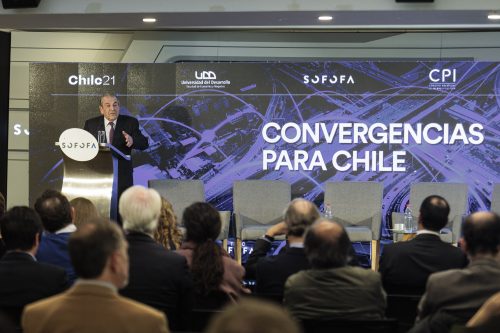 Expresidente Frei llamó a tomar medidas para que Chile retome la senda de crecimiento con foco en infraestructura