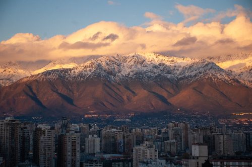 Oxford Economics 2025: Santiago es la mejor ciudad de Latinoamérica