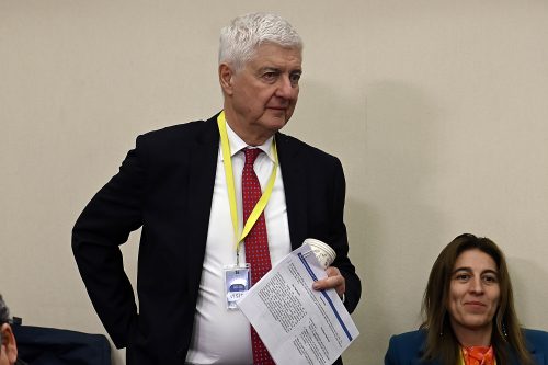 Director del SII renuncia a prescripción y pagará totalidad de contribuciones tras polémica por subavalúo de su casa