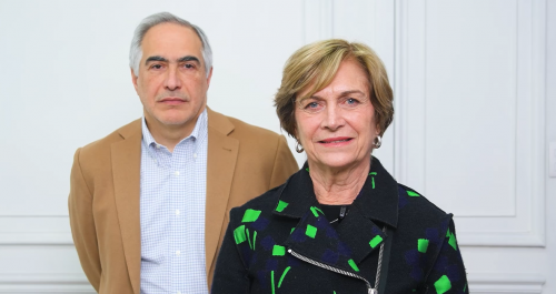 Matthei suspende interposición de la denuncia por mal uso de redes sociales: 