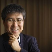 Economista Ha-Joon Chang: “Chile está en un punto decisivo, necesita avanzar en su estructura productiva”