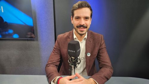 Presidente de Asociación Nuevas Familias por gestación asistida: 