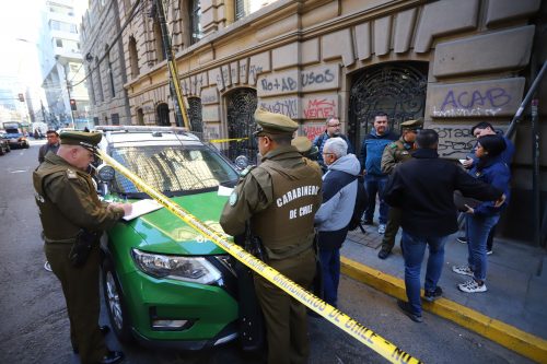 Fiscalía confirma que monto sustraído por delincuentes en Banco Itau de Valparaíso es de $6.150