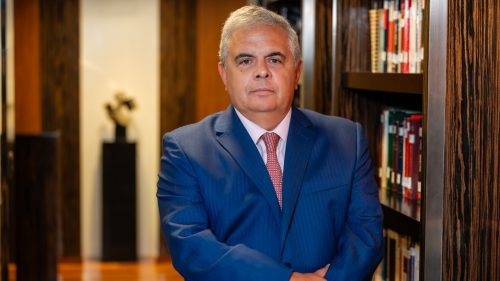 Exdirector del SII, Ricardo Escobar, por el pago de contribuciones: "El problema de esto es la sensación de injusticia con los mayores"