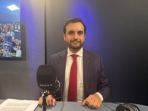 Ministro Gajardo y nueva ley de notarias: 