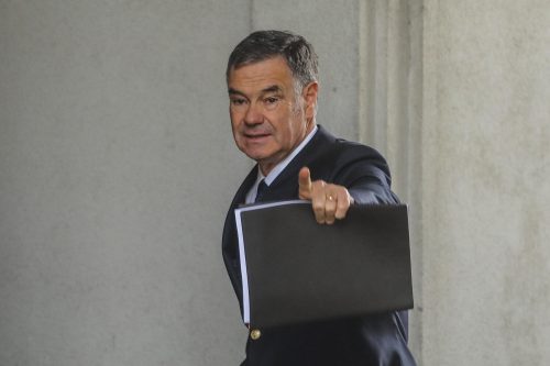 "Me van a matar los diputados, pero se van a la...": Ossandón confirma su postura de no convocar a Cosena tras liberación de sicario