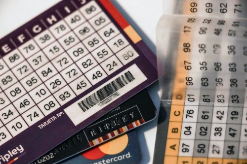 Ante críticas por la medida: CMF aplaza hasta 2026 la eliminación de las tarjetas de coordenadas