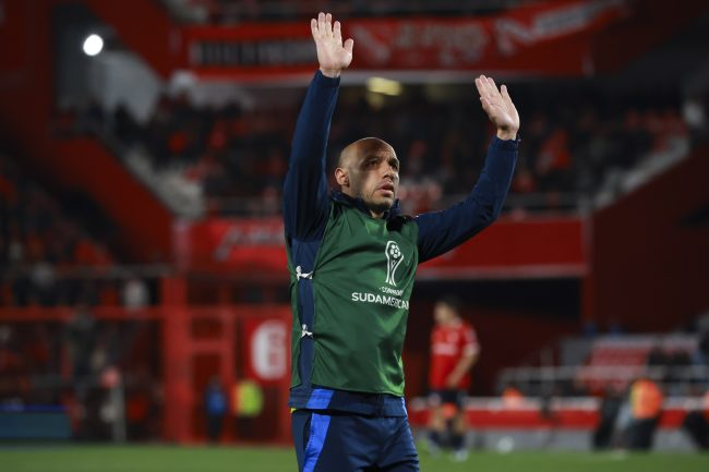 19 heridos y 97 detenidos: entregan listado de hinchas de la U hospitalizados tras la tragedia en Avellaneda