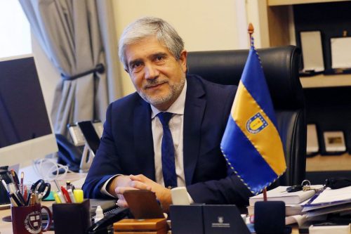 Rector Carlos Saavedra: “El CAE es inviable, pero se requiere mantener un sistema de financiamiento complementario”