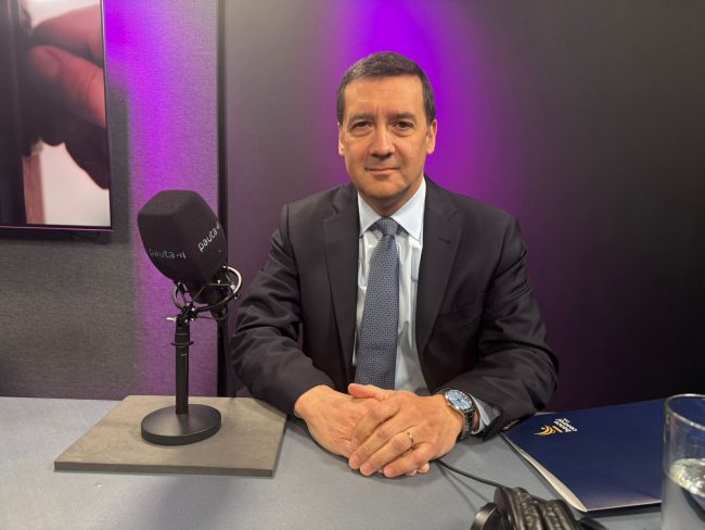 “Es seguro pagar con medios electrónicos en Chile”: Claudio Raddatz, gerente Política Financiera Banco Central