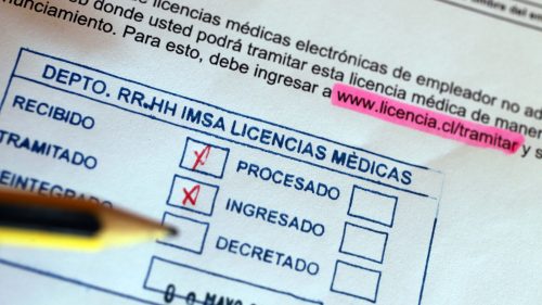 Bajan licencias médicas emitidas en junio tras denuncia de Contraloría
