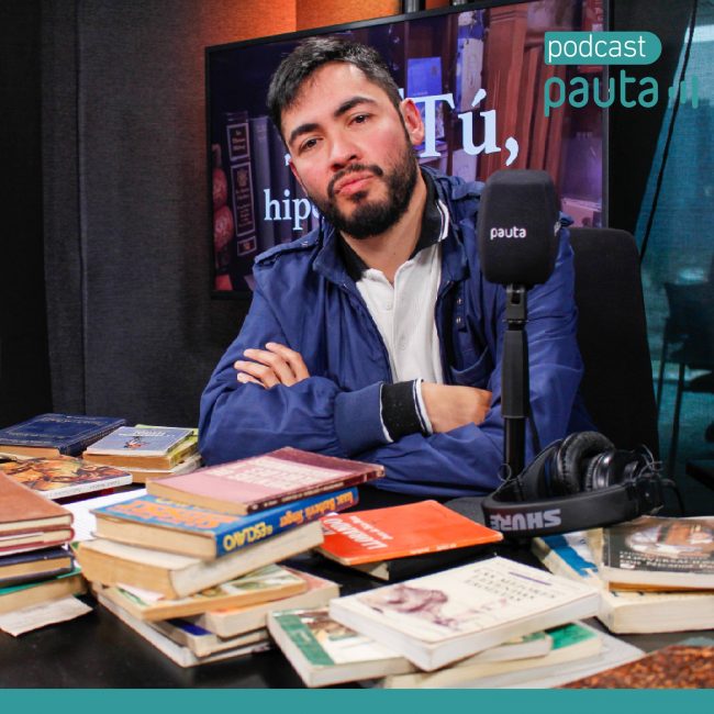 La íntima biblioteca de Briceño: “Siempre me ha gustado que me cuenten las cosas a través de cuentos”