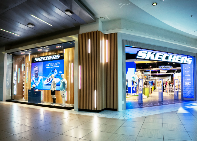 La tienda más grande de Skechers Performance se inaugura en Santiago: está en Cenco Costanera