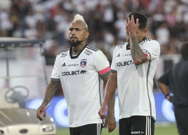 Colo Colo busca romper racha de tres años sin vencer a Universidad de Chile