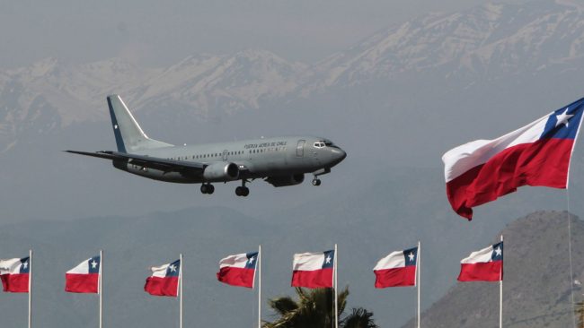 20 miembros de la FACh son sancionados por negarse a abordar un avión: uno está vinculado a red de tráfico de ketamina