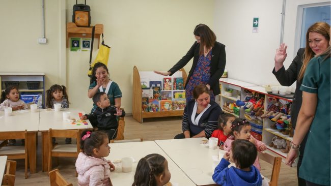 Ministra Orellana critica a candidatos que piensan que el Estado debe financiar el Proyecto de Sala Cuna Universal