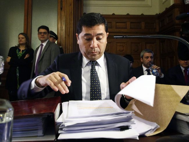 Exfiscal Norambuena y caso SQM: “Hay dos justicias. La justicia coloca mayores exigencias para condenar a quienes tienen poder”.