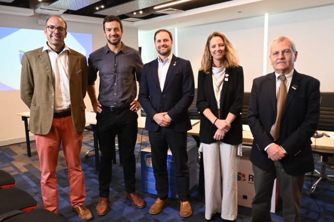 CChC y CENIA lanzan REVI, sistema de inteligencia artificial que moderniza la tramitación de permisos municipales