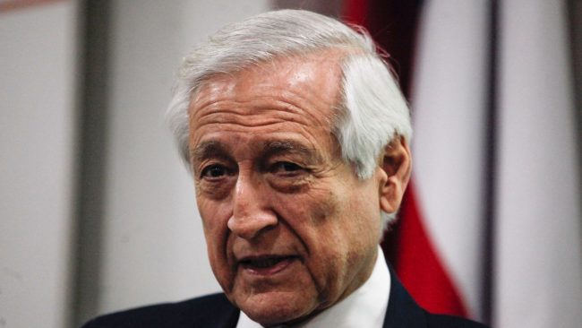 Heraldo Muñoz resta importancia a declaraciones del secretario del Tesoro de EE.UU. y critica dichos de Boric a Trump en la COP-30