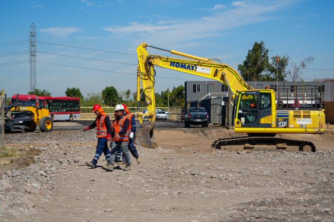 Comienza la construcción de los primeros electroterminales públicos de Red Movilidad