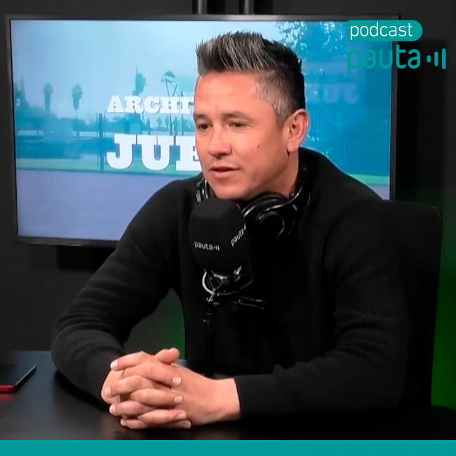 Gustavo Canales y el recuerdo desde la cancha del inolvidable equipo de la U. de Chile 2011