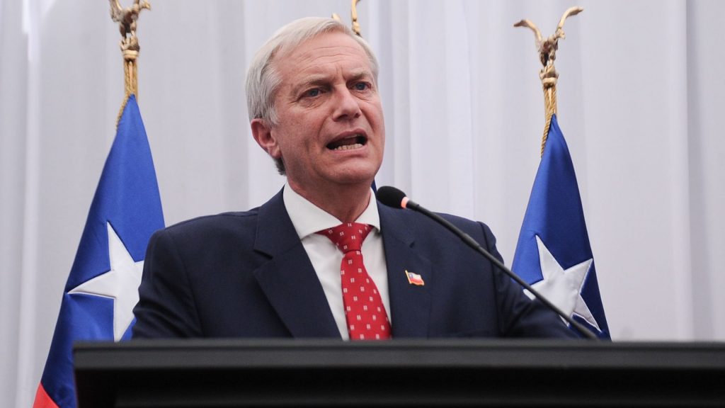 Kast pide a Jara disculparse con María Corina Machado por dichos sobre “intentonas golpistas”