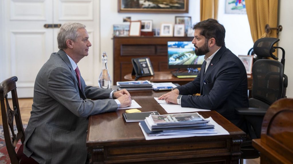 Boric destaca reunión con Kast y valora disposición al diálogo sobre proyectos pendientes en el Congreso