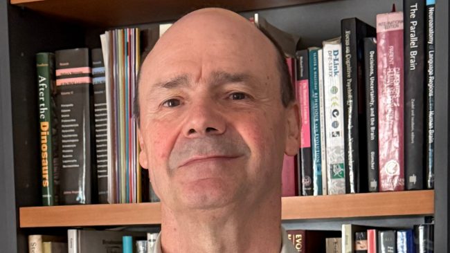 Francisco Aboitiz advierte que aún no hay claridad sobre cómo la tecnología está afectando el cerebro y la conducta humana