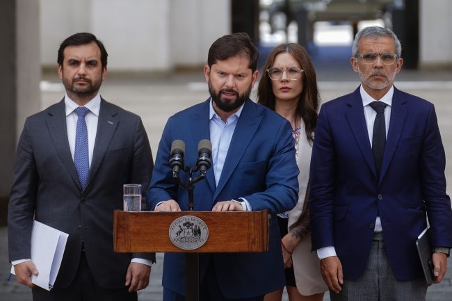 Gobierno anuncia reforma constitucional a Gendarmería tras masivo operativo anticorrupción