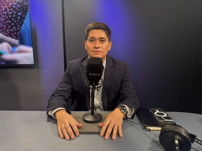 Hermann González respalda en parte a Grau, pero advierte: “Donde claramente la economía no está mejor es en el mercado laboral”