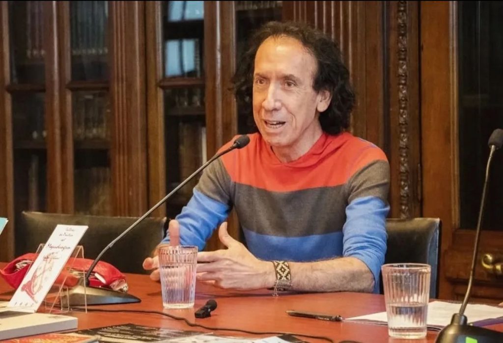 Quién fue Vicente Ruiz: el artista que llevó el cuerpo a la primera línea de la contracultura chilena