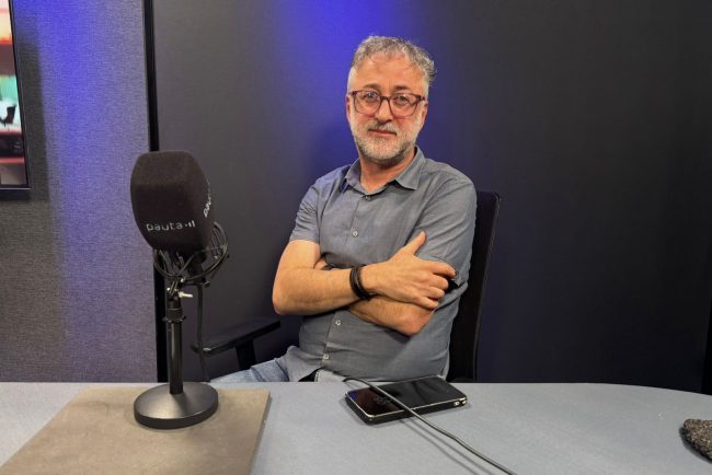 Cientista político David Altman atribuye el triunfo de Kast a errores del oficialismo más que a un giro ideológico del país