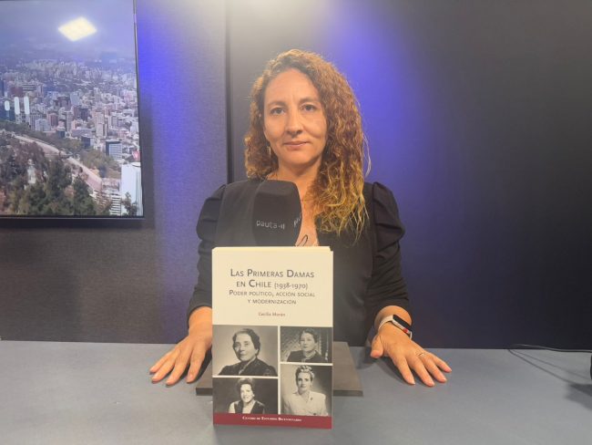 Historiadora Cecilia Morán defiende rol de la primera dama: “Una institución cultural no se puede eliminar por decreto”