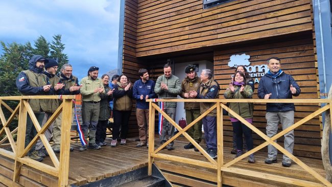 Guardaparques levantan paralización tras acuerdo con Conaf en Torres del Paine