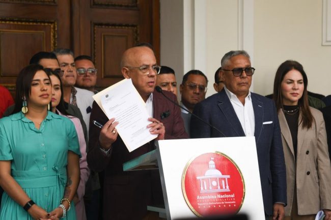 “Abren las Rejas de Caracas”: Venezuela comienza excarcelación masiva de presos políticos