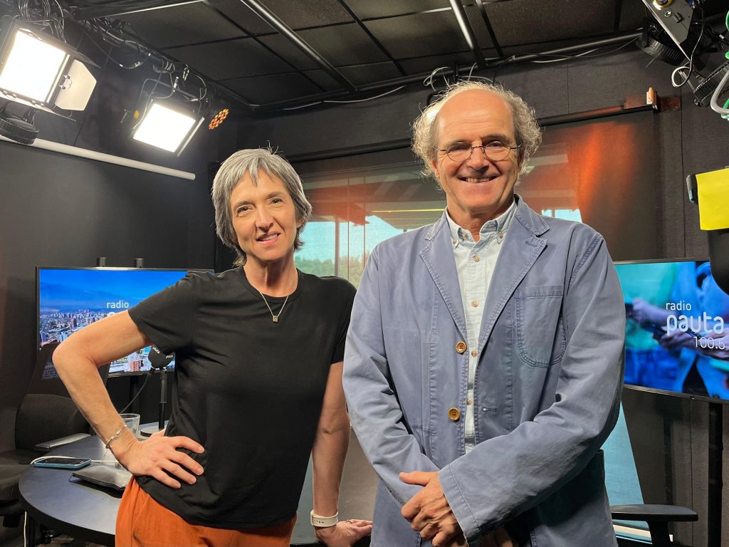 Ignacio Irarrázaval, director del Centro de Políticas Públicas UC advierte que la baja de la pobreza se debe a las transferencias del Estado