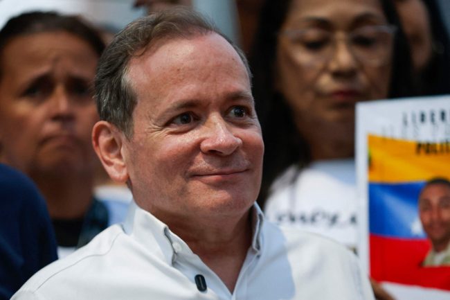 Denuncian "secuestro" de opositor Juan Pablo Guanipa en Venezuela: Fiscalía confirma detención a solo horas de su excarcelación