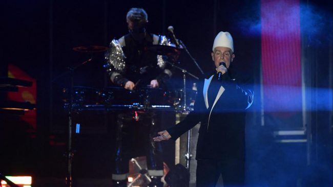 Pet Shop Boys marcan su debut en Viña 2026 con un show visual y conceptual