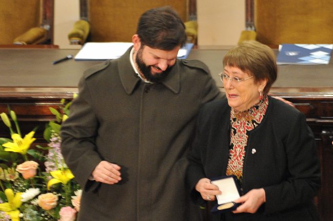 "Calificarla de 'amarre' es de una frivolidad tremenda": Boric responde a las críticas de Squella por candidatura de Bachelet a la ONU