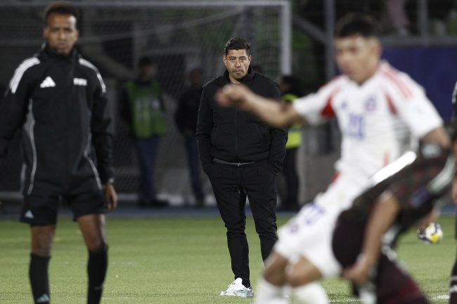Desde España, Dinamarca y Suiza: los tres nombres que Córdova evalúa para la selección chilena