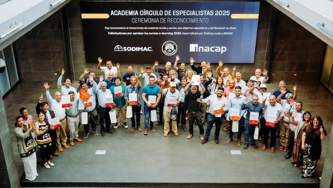 Sodimac certificó a 40 socios del Círculo de Especialistas tras completar eLearning 2025