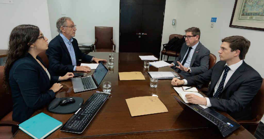 García y Mas sostienen bilateral de casi tres horas para coordinar traspaso en Economía