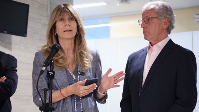 "Vamos a revisar": Rincón evita comprometer respaldo al Gobierno por nueva alza de luz