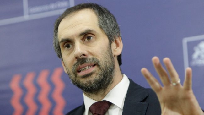 Grau tras caída del Imacec de enero: "No debemos sobreinterpretarlo"